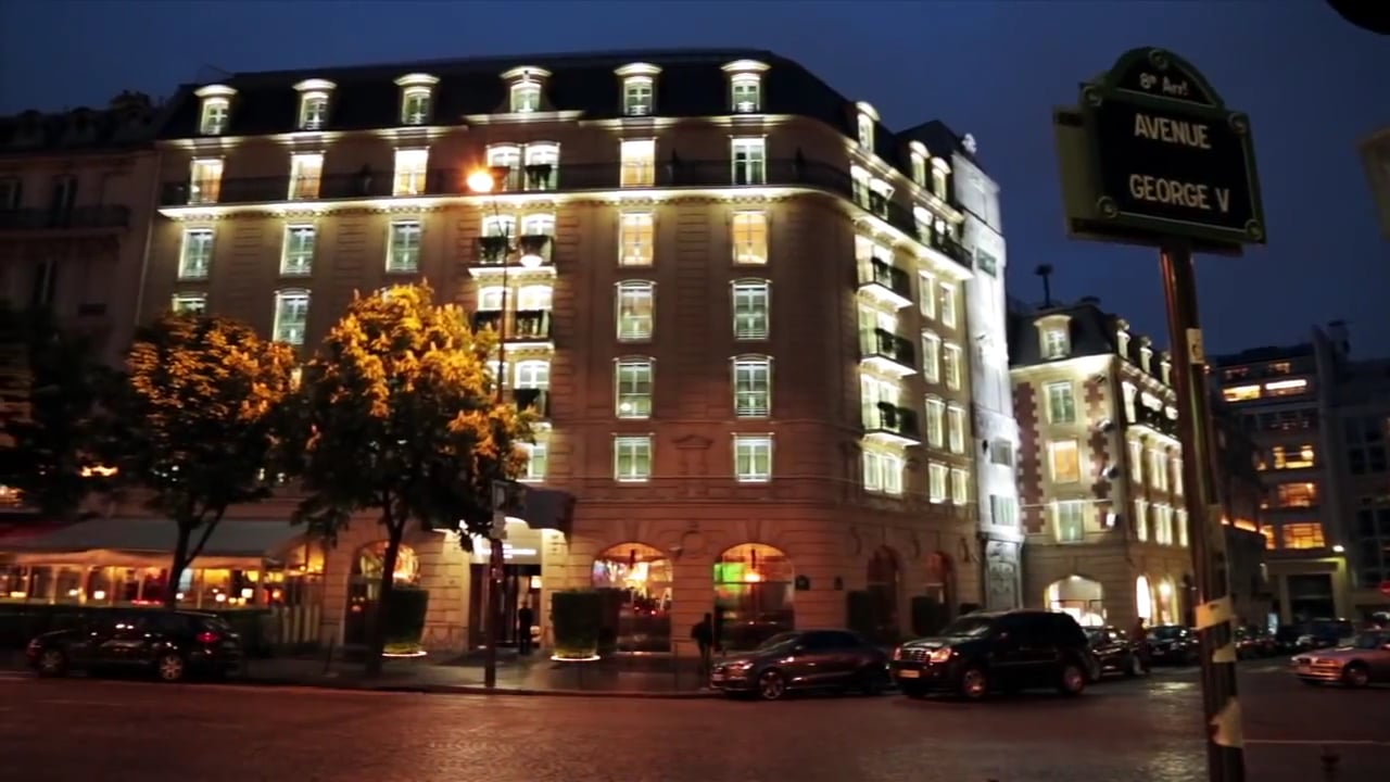 Le Fouquet's Barriere - Hotelvideos.com